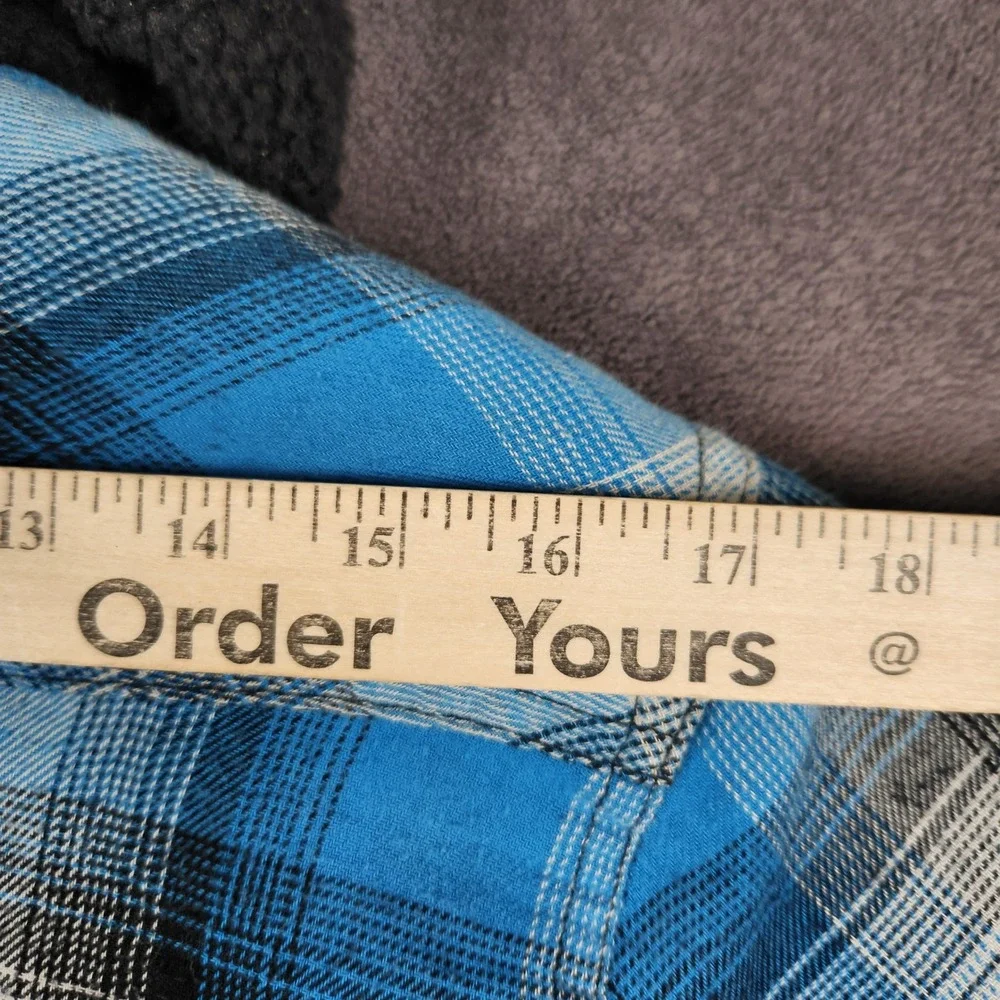 Vintage No Fear Hooded Flannel Shirt Jacket Boys Medium Plaid Skull Elbow Patch